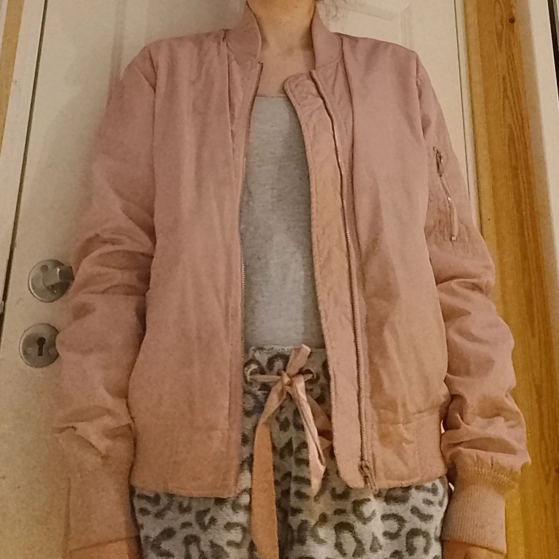 Rosa bomberjacka  - 90