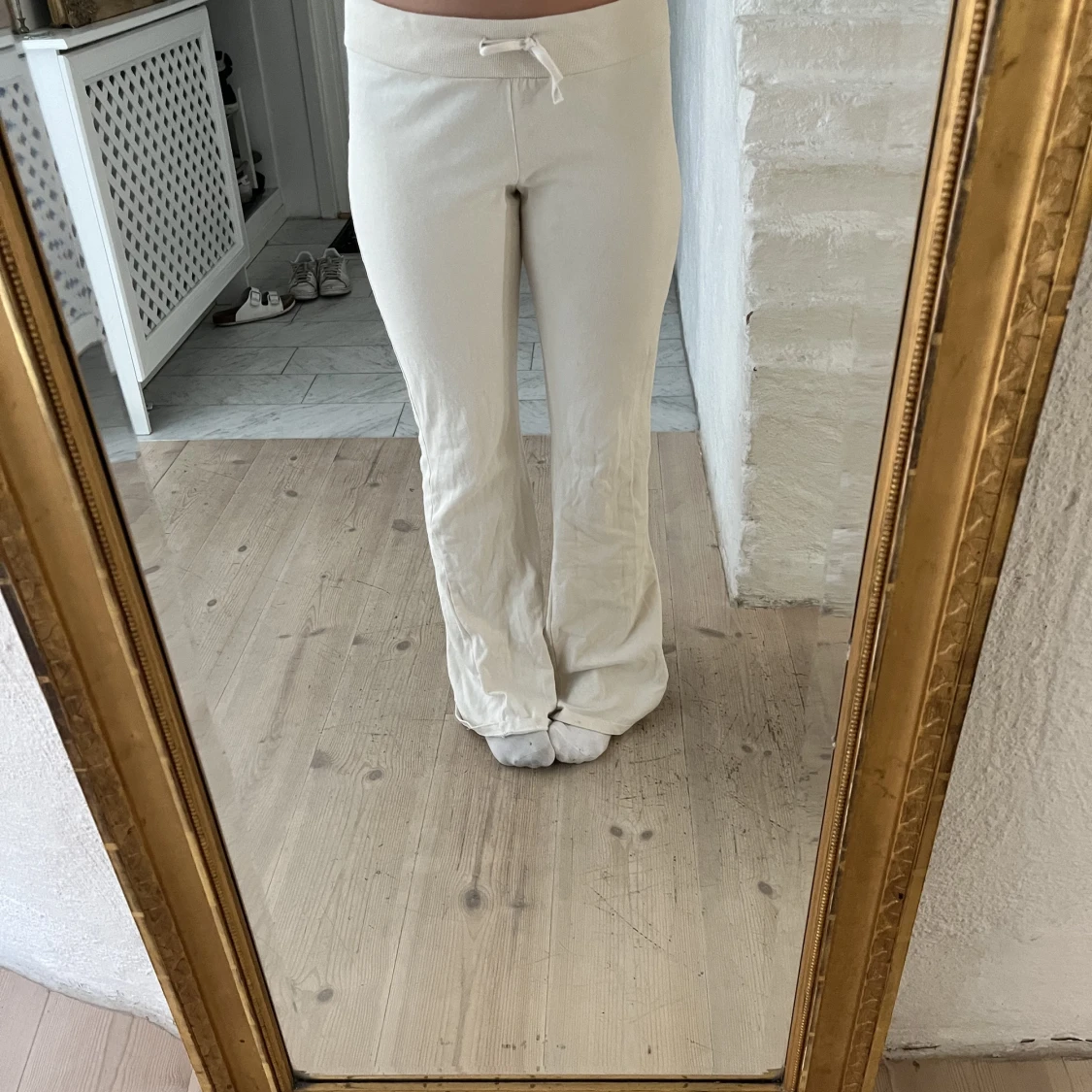  Lågmidjade mjukisbyxor