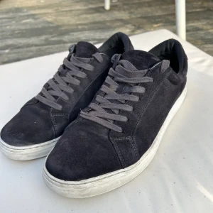 Vagabond - Jag säljer nu mina skor från Vagabond. Skorna är i bra skick(7/10). Nypris 1400kr