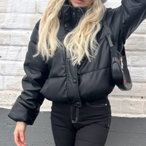 Jacka  - Jacka som är i fint skick.