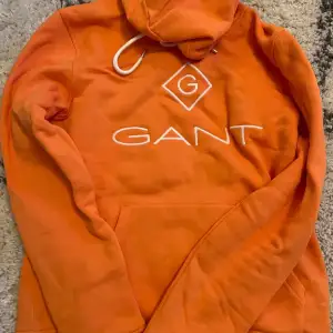 Säljer denna gant hoodie som är i nyskick 💘 aldrig använd💘 