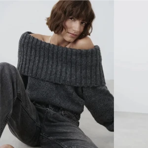 Off shoulder tröja - Säljer denna fina off shoulder stickade tröjan. Aldrig använd (lappar finns kvar)🤍 Storlek M men passar även xs och S