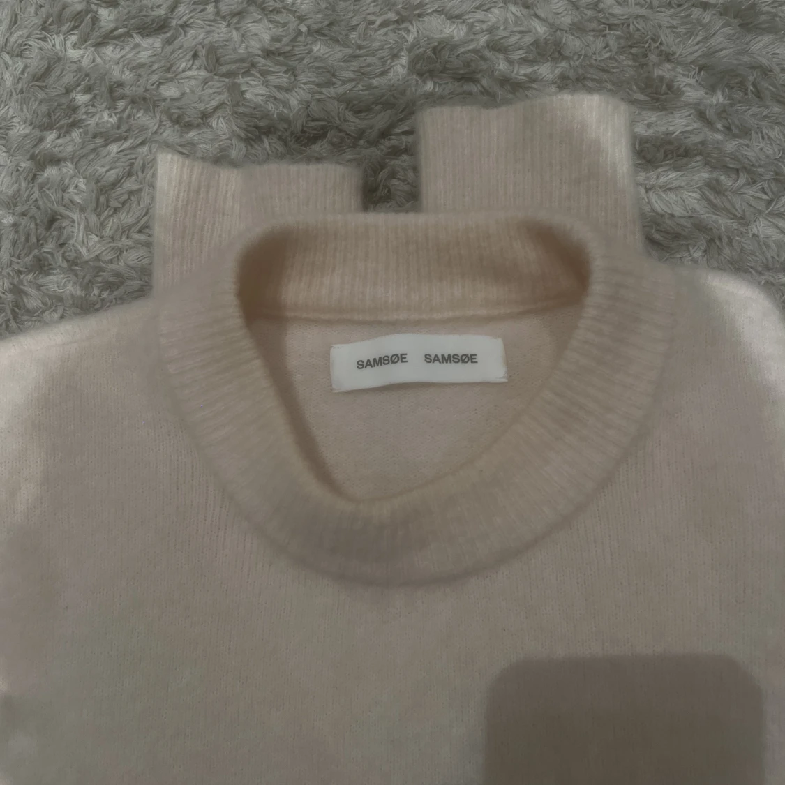 Ljusrosa stickad tröja  - 91