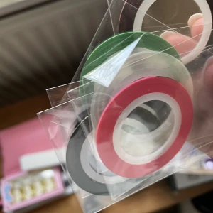 Nageltejp - Säljer dessa, jättemånga i alla olika fägrger! Skriv ifall fler bilder & färger önskas!