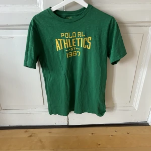 Polo Ralph Lauren  - Barn st L , passar st s vuxen 