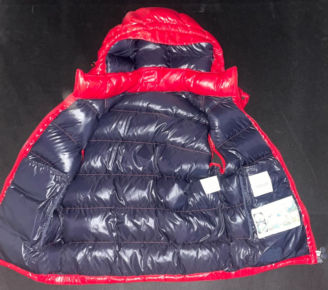 Moncler Väst - 90