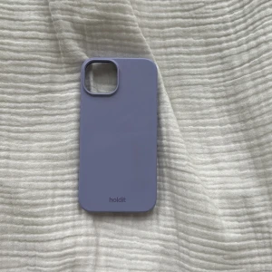 Holdit skal  - Säljer mitt nya Holdit skal till iPhone 13 pågrund av att jag har en ny mobil. ☺️