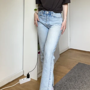 Ljusa mom jeans - Använda, bra skick
