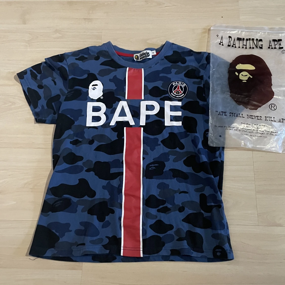 Bape x PSG t shirt - 2