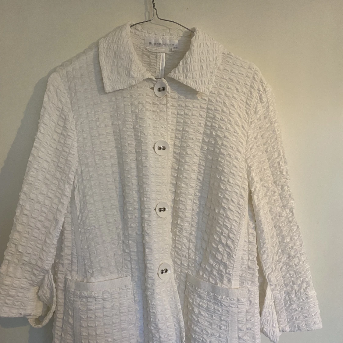 Kortärmad kavaj med textur