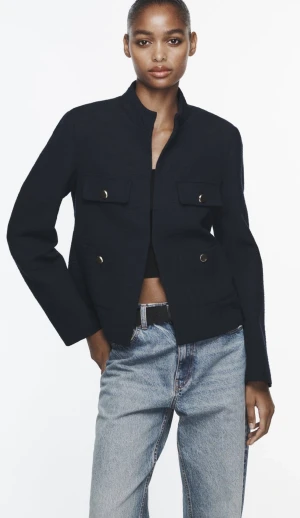 Zara jacket/blazer  - Helt ny köpt denna säsong men den kommer inte till användning 