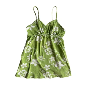Floral Cami  - Kontakta vid intresse <3
