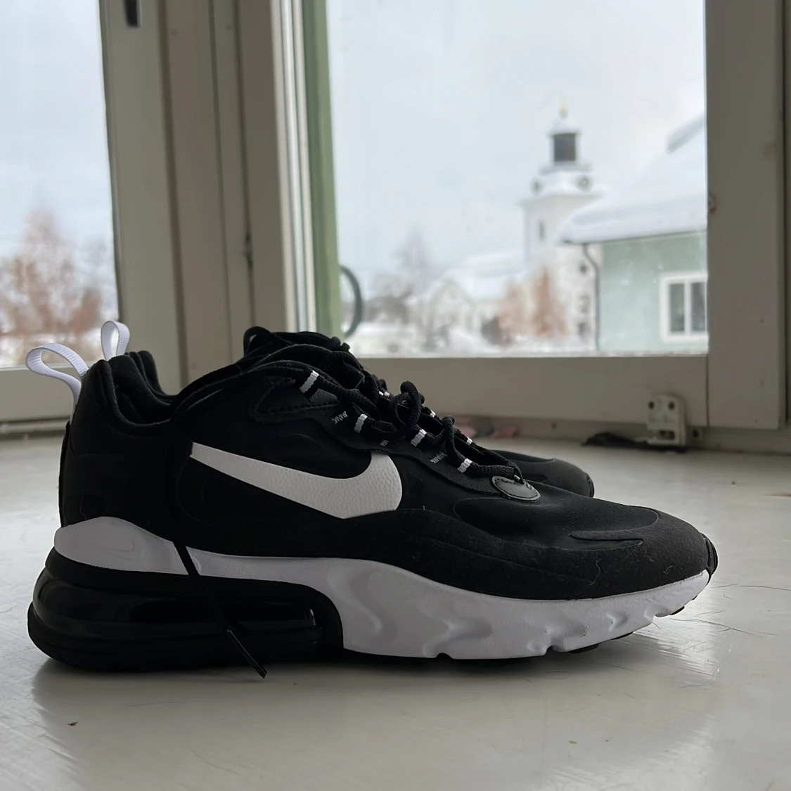 Nike Air Max 270 react