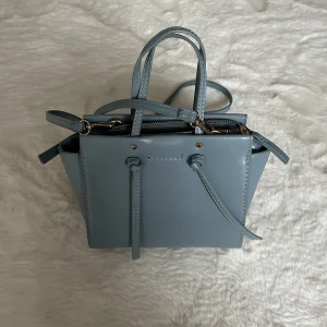 Blå väska - Mycketbra skick