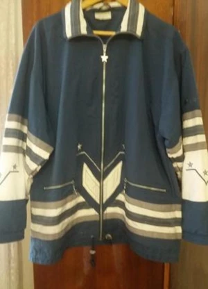 Wewe walentin  - Îmi place foarte mult jacket track euro sport large xxl vintage 