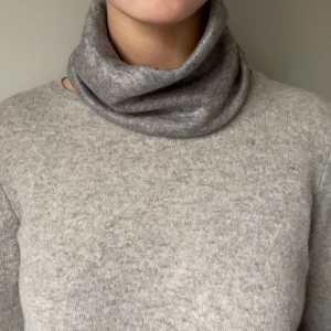 Buff grey  - Grey🩶 Onesize, 239 kr + 39 kr frakt Kolla instagram _mybuff för info annars kontakta oss här på plick!🩶