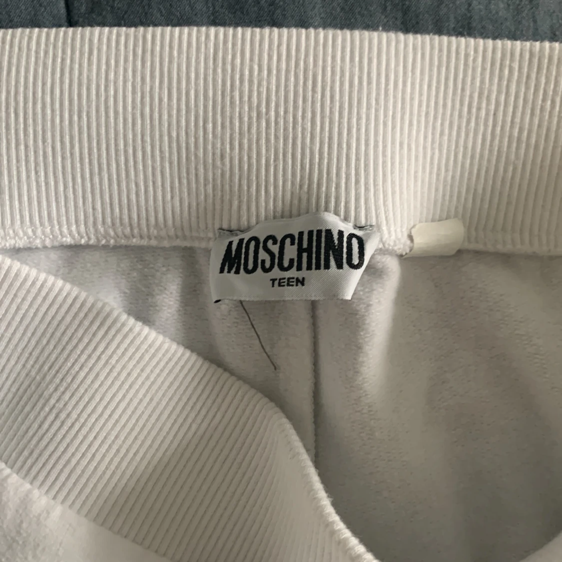 MOSCHINO MJUKISBYXOR - 91