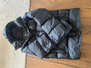 Haglöfs jacka - Knappt använd 