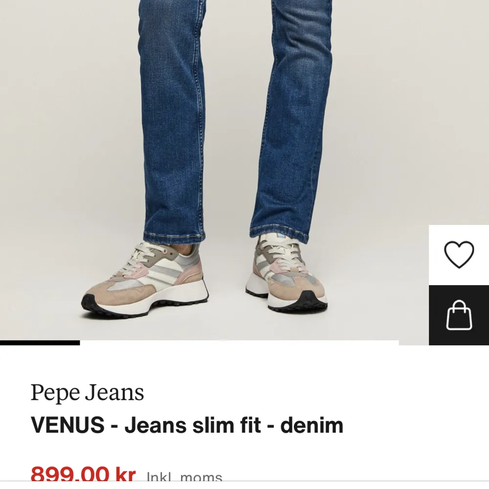 Helt nya pepe jeans som e förstora för mig, passar en 36❤️ storlek 26/34 passar mig i längden som e 172. Jeans & Byxor.