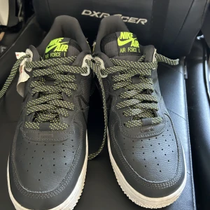 Air force 1  - Vuxit ur dem som bra skick