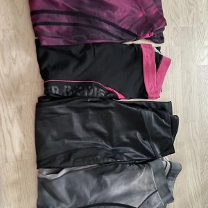 Tränings tights  - Tränings tights i nyskick. Stlk S. Better bodies, mm sport, gymshark, Nike PRO och anarchy apparal  Kan göra paketpris om man vill. Köparen står för frakten 
