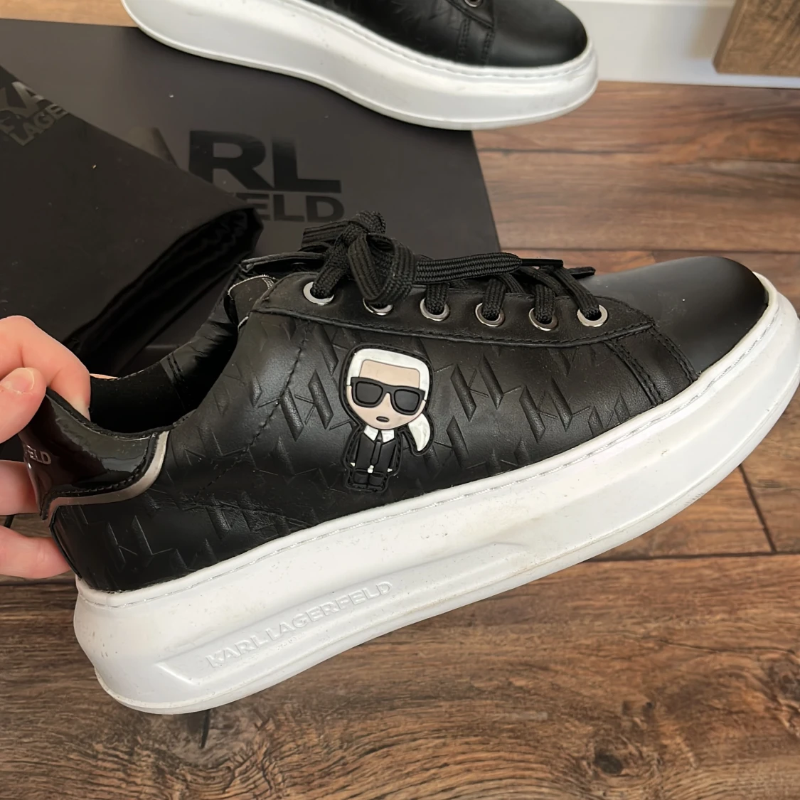 Karl Lagerfeld skor - 90