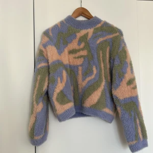 Tröja Berska - Tröja från Bershka. Stl L. 