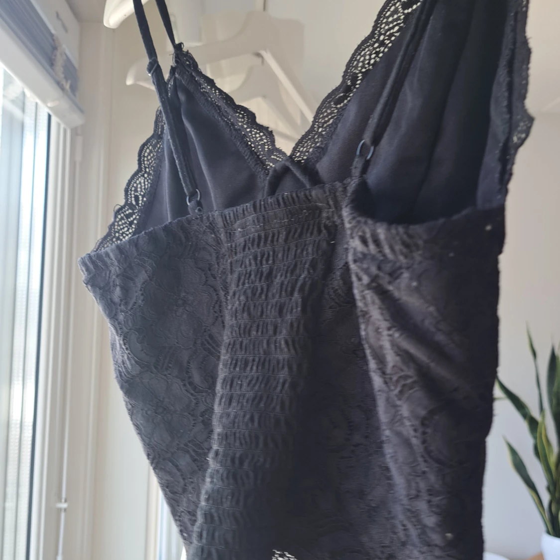 svart spetstopp - 91