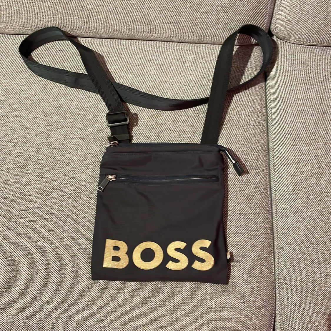 Hugo boss väska