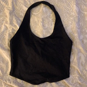 Top - Top med band runt nacken 