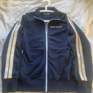 Palm Angels Tröja - Palm Angels Mörk Blå Zip Con: 9/10 Strlk: (XXL) men sitter som vanlig L
