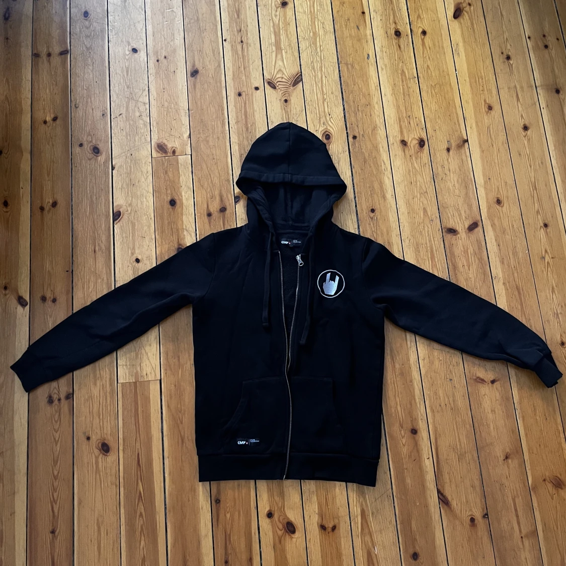 Svart hoodie från EMP - 91