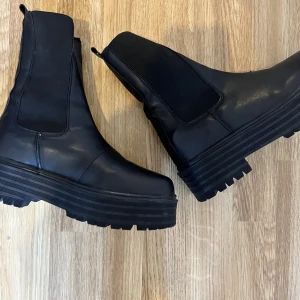 Plattform kängor  - Stövlar 