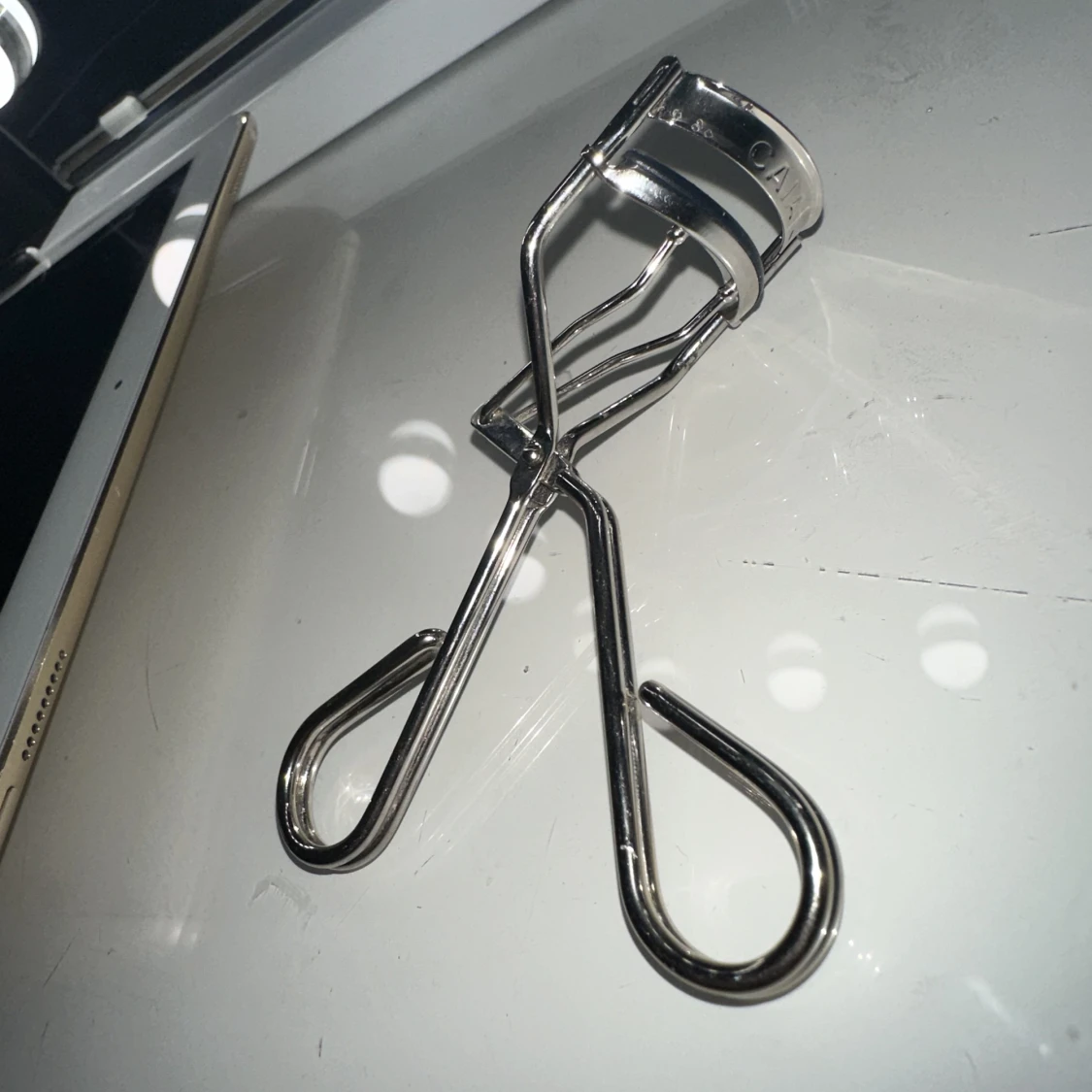 Caia ögonfransböjare Bud mig priset ! - 91