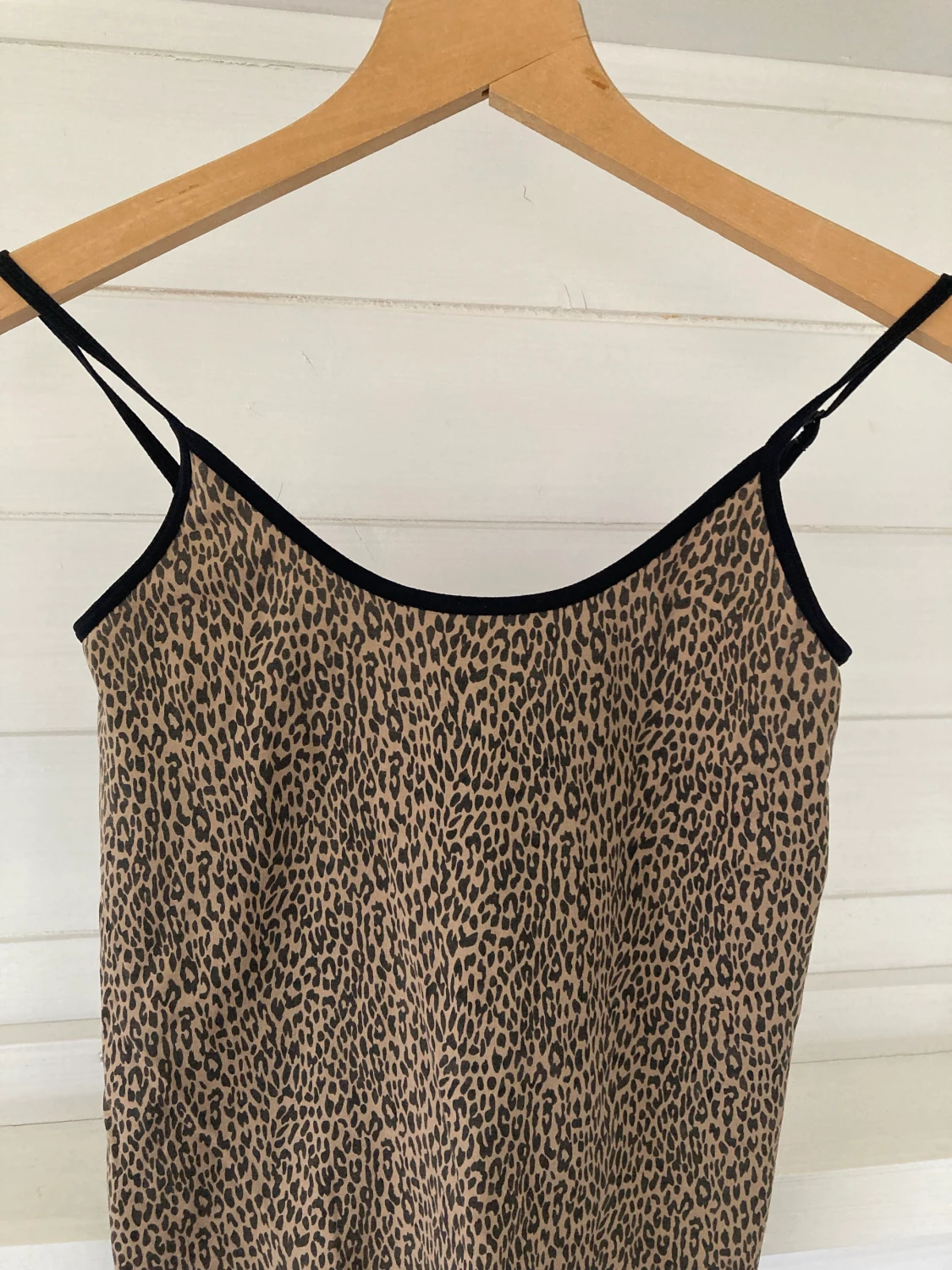 Leopardmönstrat linne