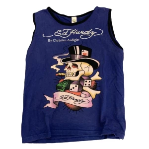 Ed hardy linne - Blått Ed hardy linne i storlek L. Använd gärna köp nu!