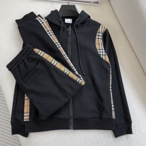 Burberry - Burberry dress alla storlekar finns 