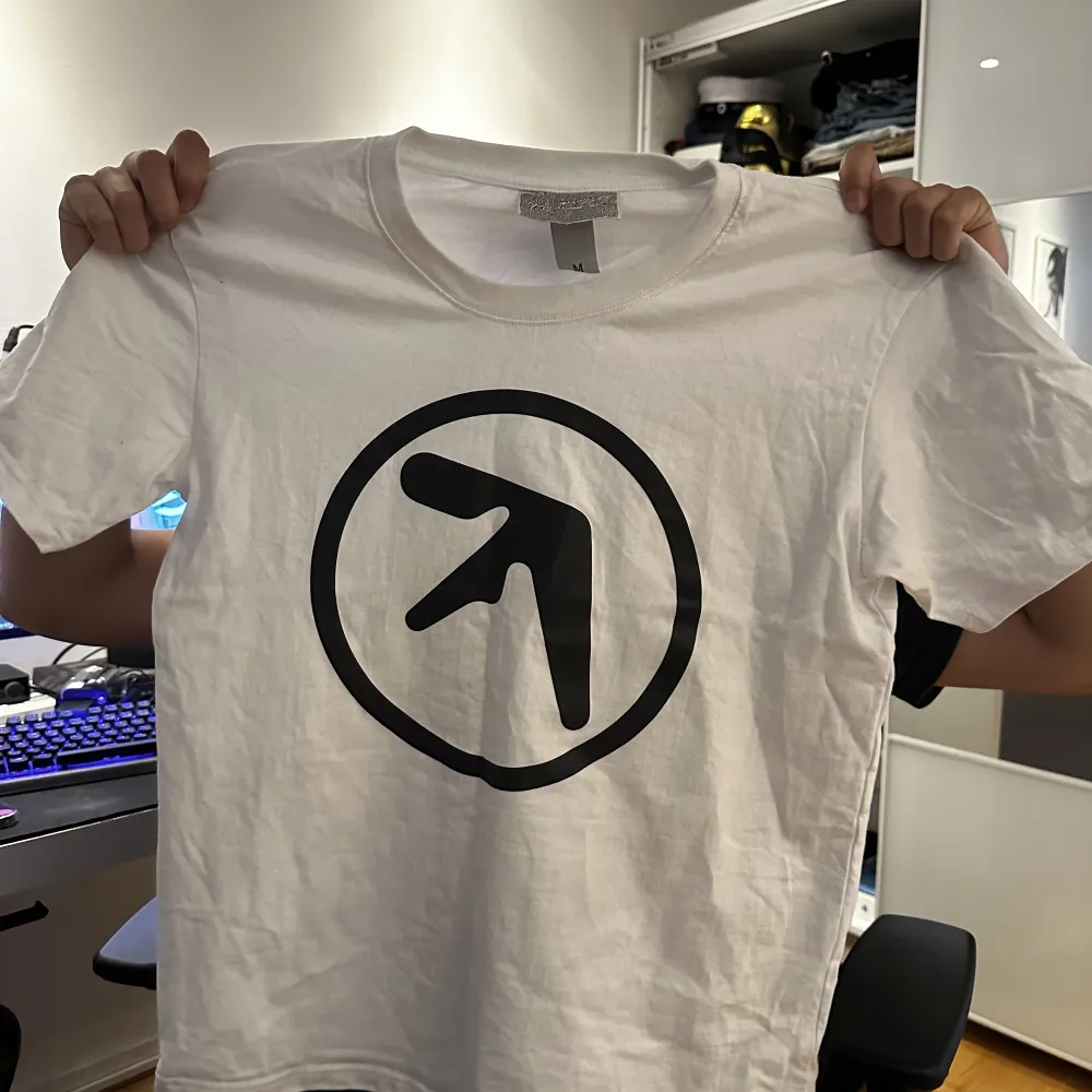 Aphex Twin T-Shirt, Size M, Rep!!, Oversized/Baggy Fit. T-shirts.