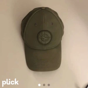 Stone island keps - Äkta, finns QR kod