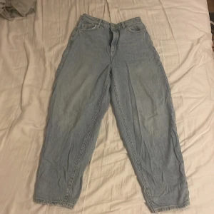 Högmidjade jeans - Högmidjade jeans från Gina. Använda men väldigt bra kvalitet. 💕