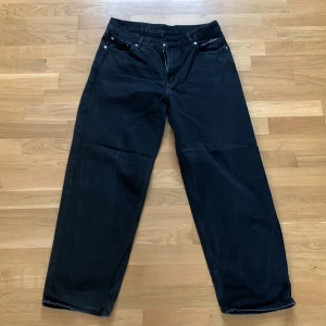 Sweet sktbs - Tja säljer nu mina feta sweet sktbs byxor då de inte kommer till användning lägre. Skick 8/10. De är helt hela.