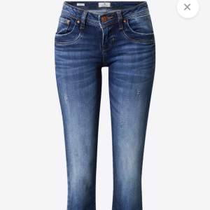 Säljer nu dessa assnygga ltb jeans då de inte kommer till användning! Helt slut online! Skriv gärna vid frågor!💖💖