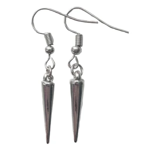 Örhängen - Supersnygga örhängen med nitar 💕frakt 15kr 🥰