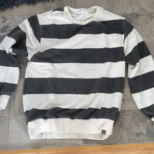 Randig tröja  - Randig basic tröja från zara❤️