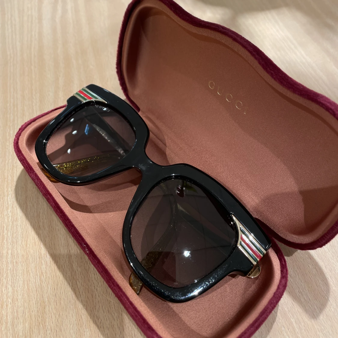 Gucci solglasögon  - 91