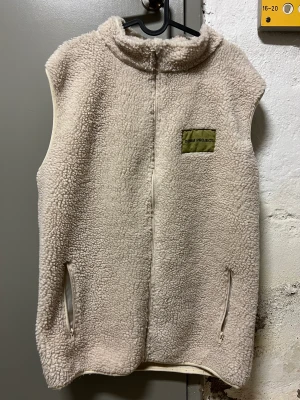 Väst - Väst från Denim project i nyskick. 