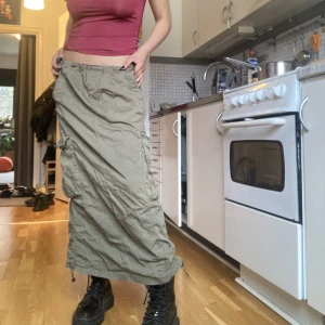 Cargokjol - Cargokjol grön, nypris 400kr, numera slutsåld i butiken