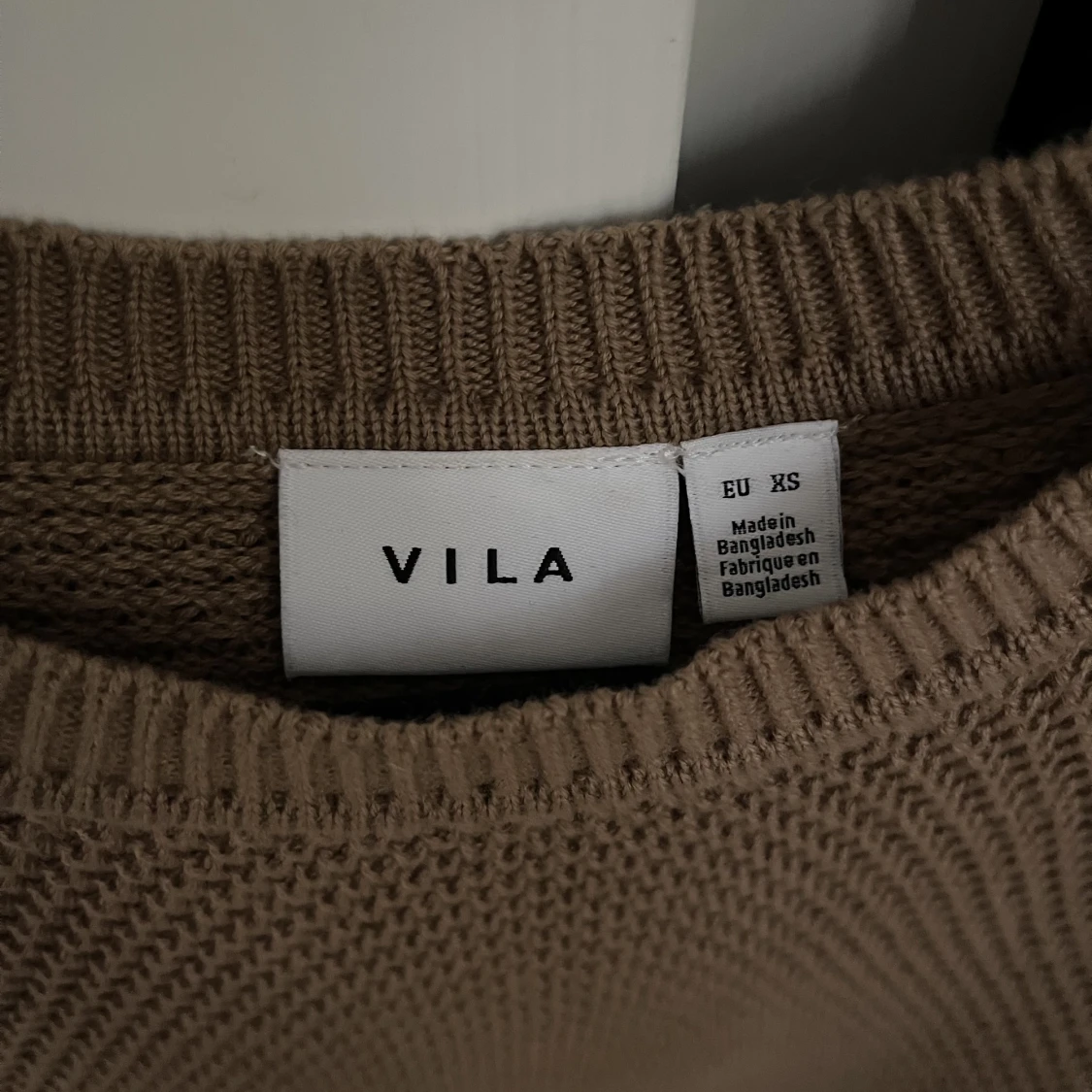 Stickad tshirt med puffärm - 91