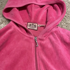 Juicy couture tröja - Säljer då den förra köparen var oseriös 💗