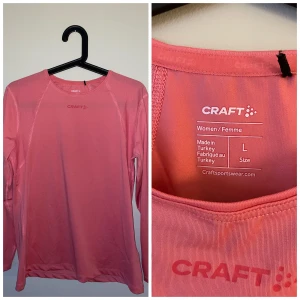 Träningströja Craft - Använd 2 ggr. Storlek L k rosa.   Hämtas i Högdalen eller skickas mot fraktkostnad 